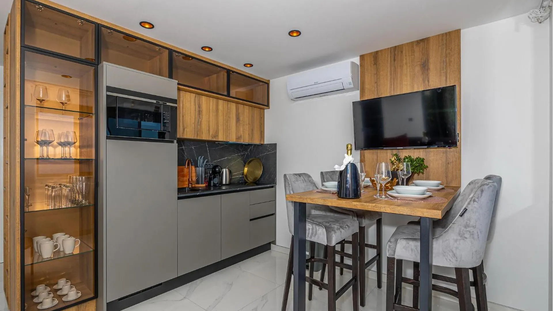 Gorgeous Apartment In Crikvenica