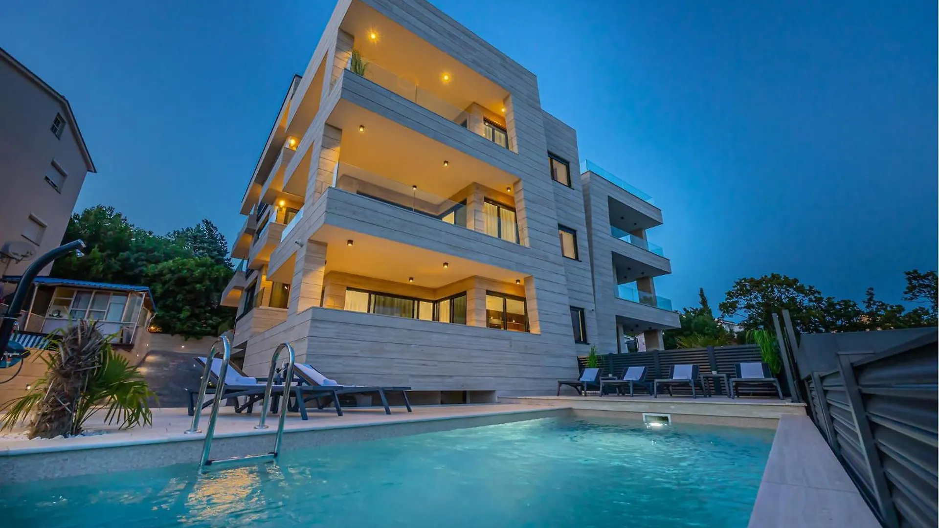Gorgeous Apartment In Crikvenica contacts